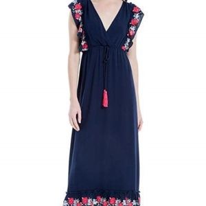 Beautiful Sophie Max Embroidered Crepe Dress